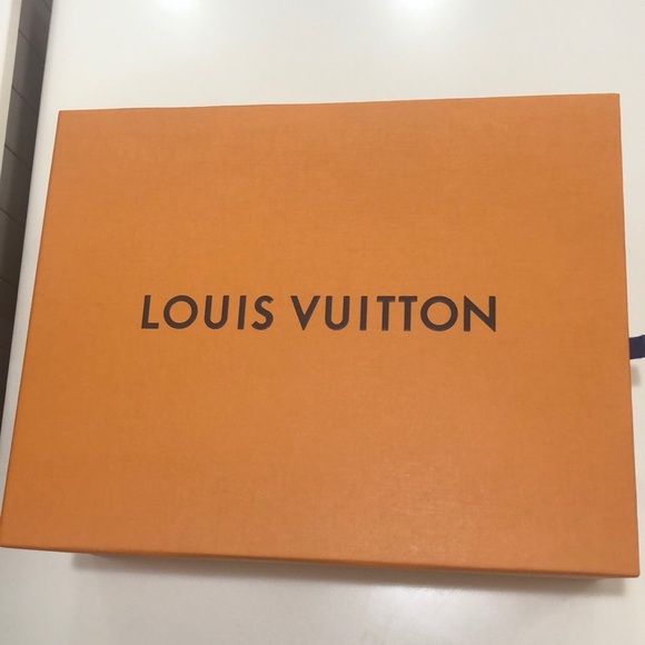 Genuine Brand New Louis Vuitton Box+2 Cloth Bags - Picture 3 of 6